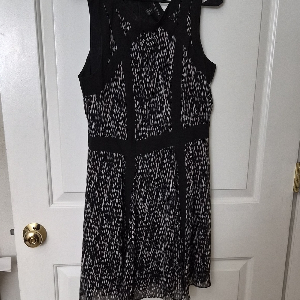 Banana Republic Black and White Midi Dress